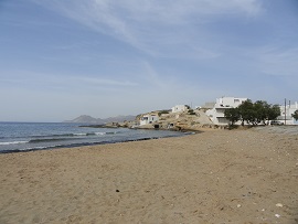 Milos, Pahena Beach