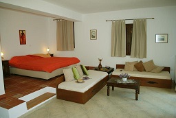 Vina Beach Hotel in Pouria, Skyros