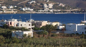 Finikas, Syros