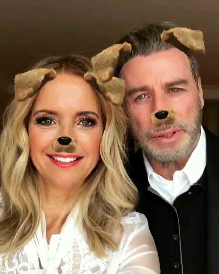 John Travolta & Kelly Clakrson.