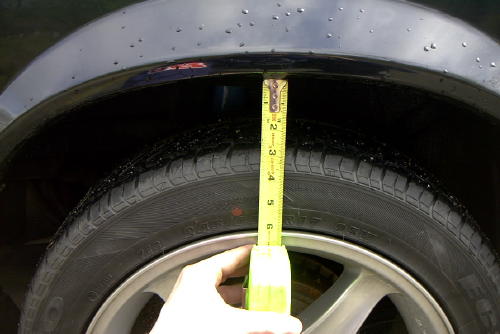 passengerrear.jpg (26523 bytes)