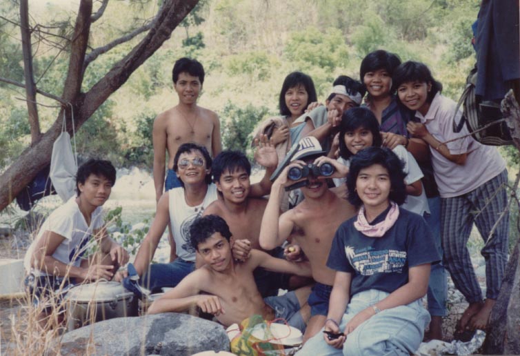 An old pics when we're young!