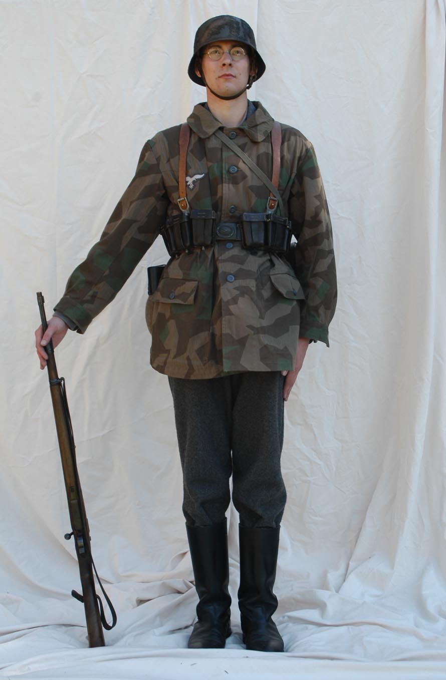 18.Feld Division (Lw): Uniforms and Equipment