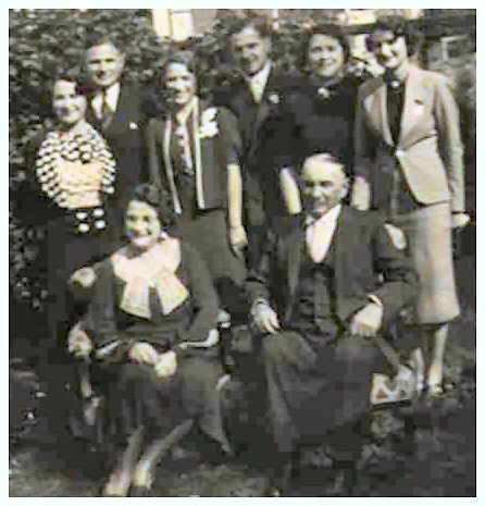 Taibel, Israel, Anne, Bella, Lilly and Sylvia