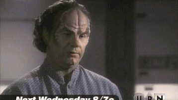 Phlox arguing with the captain.JPG (8101 bytes)