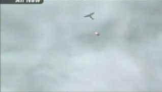 Shuttlepod under attack.JPG (3988 bytes)