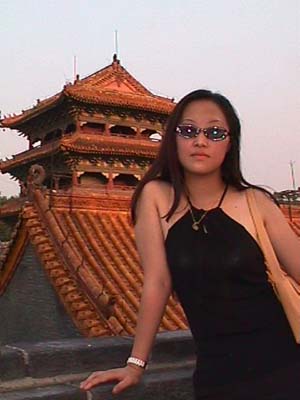 Xiao above the courtyard