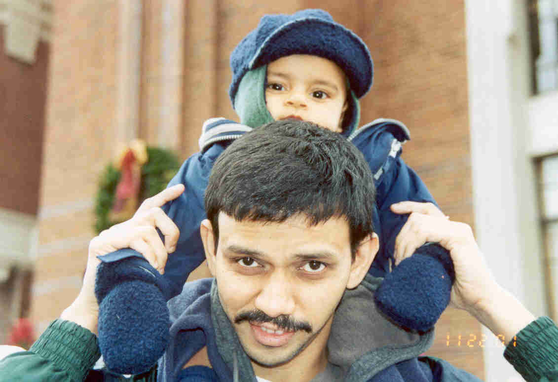 Gundu at Santa claus Parade