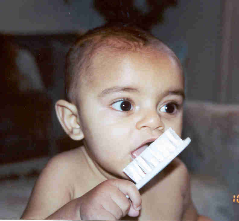 Gundu with his hair brush