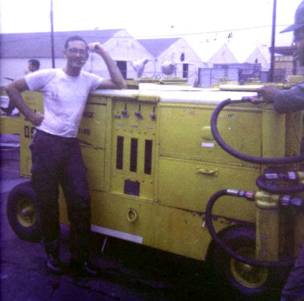 royvn5.jpg (50886 bytes)