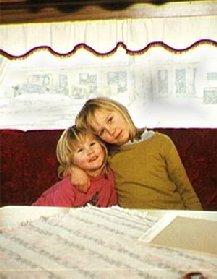 Malin Och Maria i En Kabehusvagn ! 