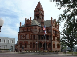 Hopkins County Courthouse in Sulphur Springs