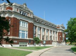 Limestone County Courthouse in Groesbeck