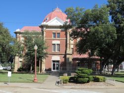 Clay Country Courthouse in Henrietta