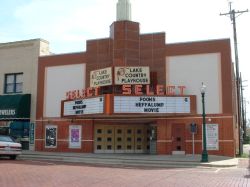 Select Theater in Mineola