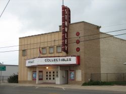 Stanley Theater in Luling