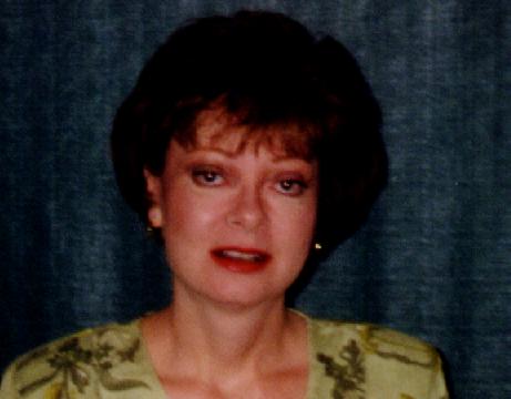 photo of Kelly after her eye lid retraction surgery 