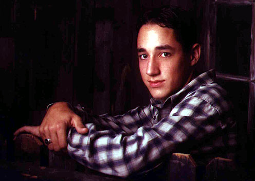 I S N ' T   H E   S E X Y !