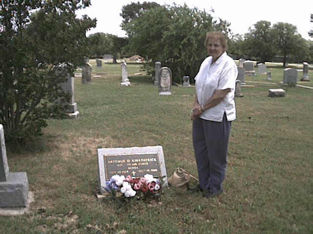 artemeusandbetty1.jpg (71394 bytes)