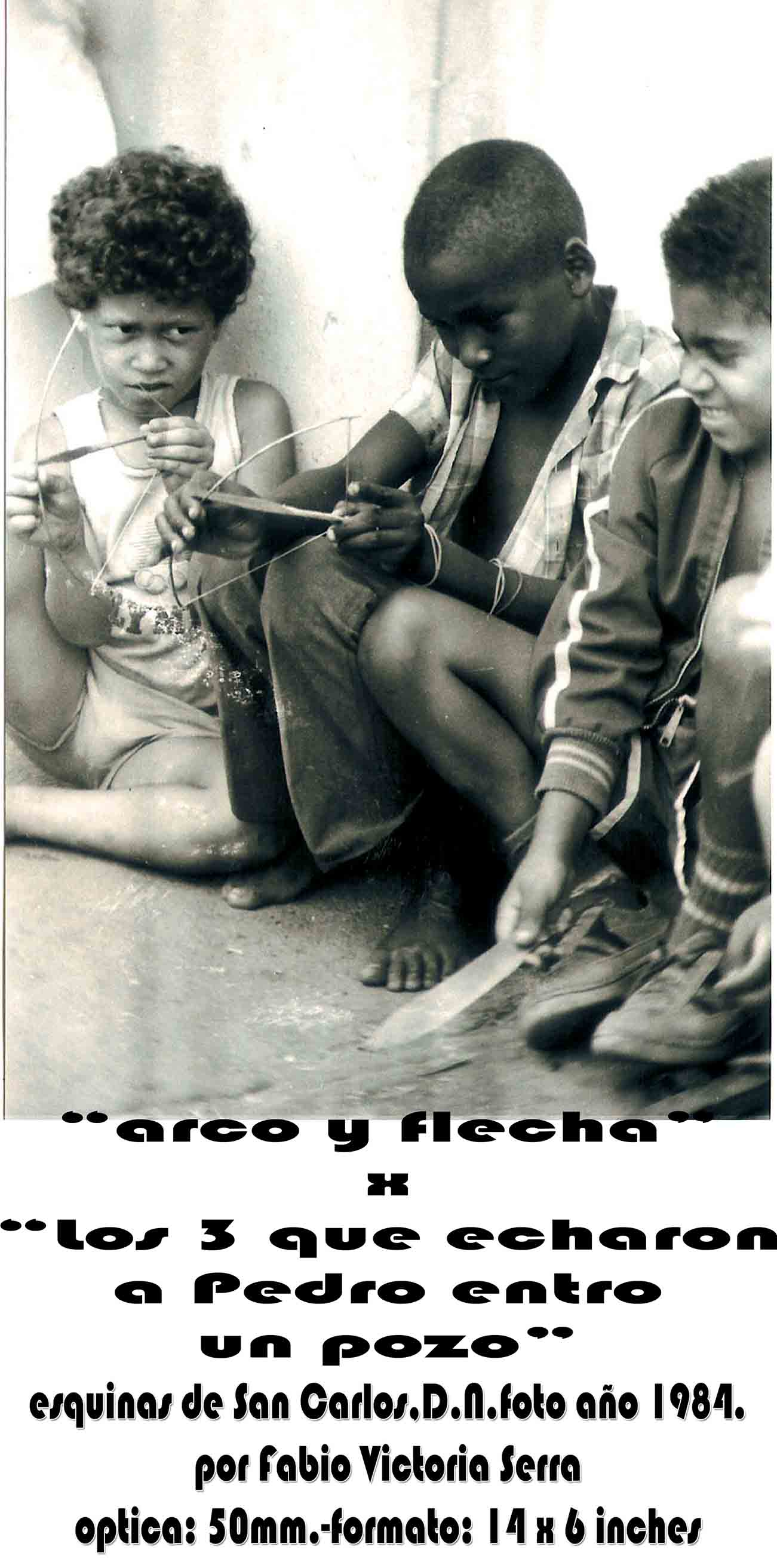 "Niños Jugando en las Cales de los Barrios"