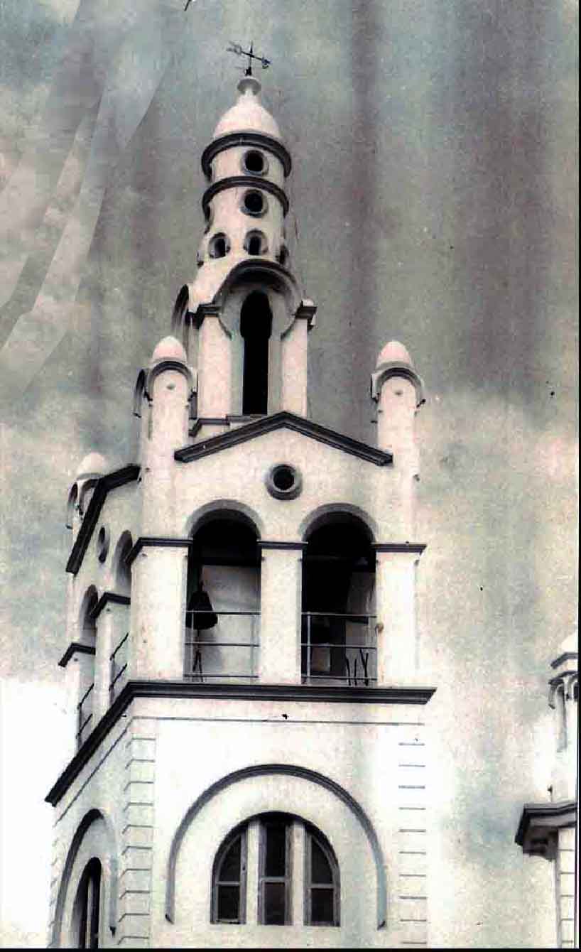 -.BLANCO Y NEGRO ORIGINAL " CAMPANARIO ACUSTICO IGLESIA DEL CARMEN" ZONA COLONIAL,SDQ.-D: RECORRIDO GRAFICO URBANO/DIURNO Y NOCTURNO,ZONA COLONIAL ,SANTO DOMINGO,A�O 1982-.-OPTICA: ZOMM DE 90 MM A 230 MM-.FORMATO:35:8 X  10 EN LA WEB-SE�AL URBANA #02-(DOBLE VIA)-FOTO: FABIO VICTORIA SERRA Y MAX LUGO BOURGET.