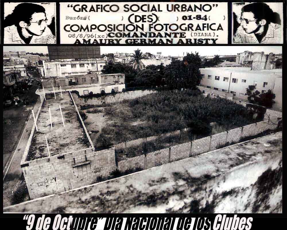 BLANCO Y NEGRO ORIGINAL DE:"LO QUE IBA A SER EL BAJO TECHO O MULTI-USO DEL CLUB DEPORTIVO Y CULTURAL DE SAN ANTON.DE-REPENTE DES-APARECIO DE LA ESQUINA Y EL ESCENARIO.FOTO:FABIO VICTORIA Y MAX LUGO B.(DIURNA)-OPTICA:20 mm-BLANCO Y NEGRO-TIRO LARGO HORIZONTAL.FORMATO:35/135.iso.