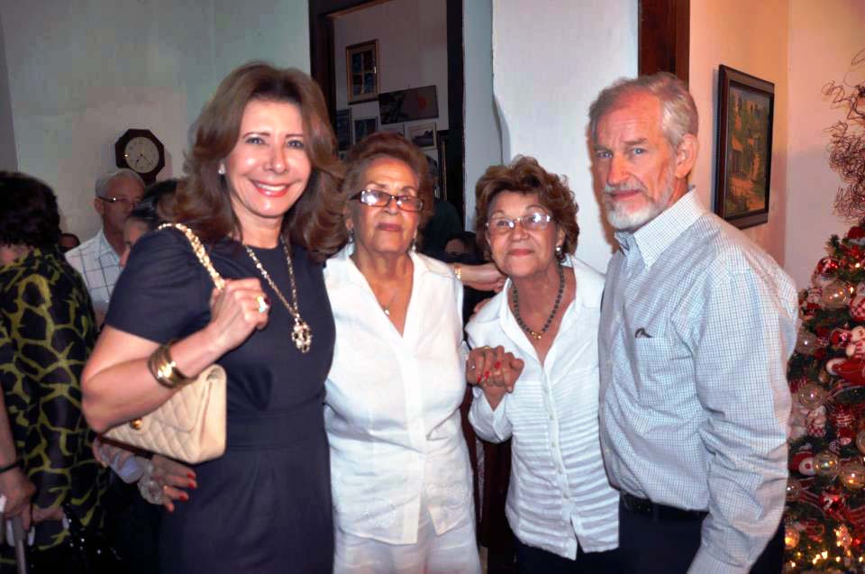 DOA MANUELA ARISTY,MELBA SEGURA DE GRULLO FAMILY & FRIENDS
