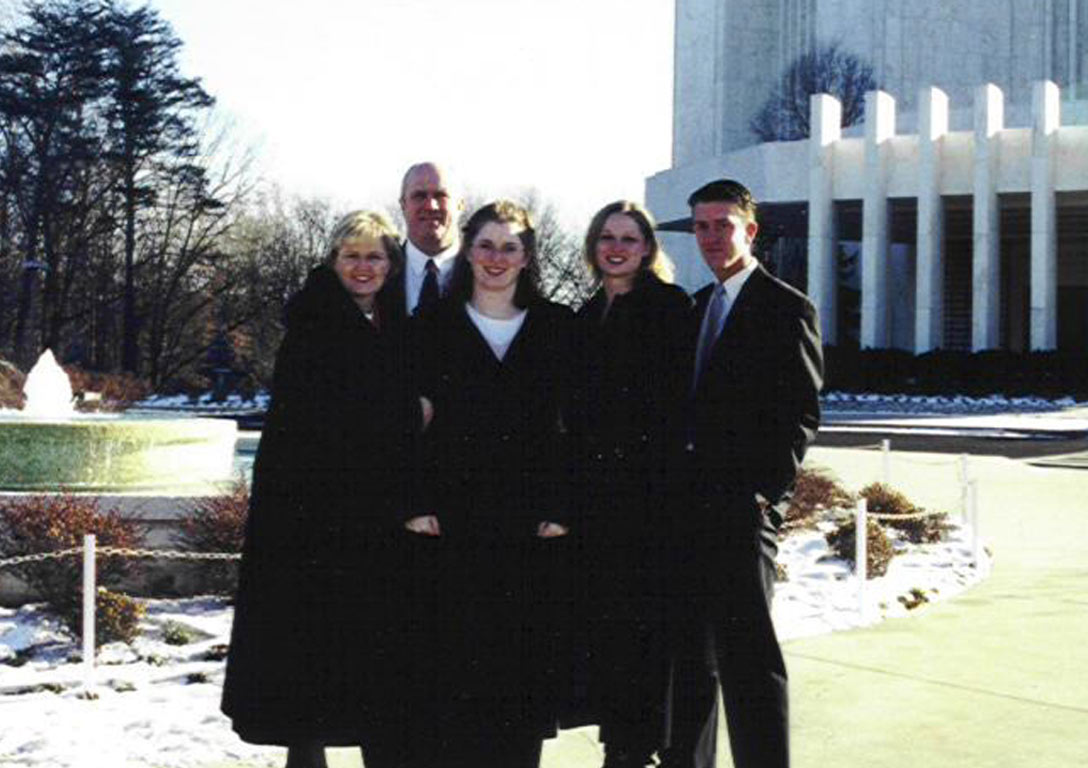 Becky, Scott, Sydney, Carrrie (and her husband Scott)