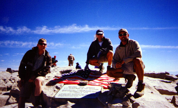 summit team photo.JPG (64290 bytes)