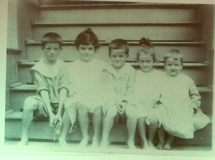 Grandma Smith and her Siblings.