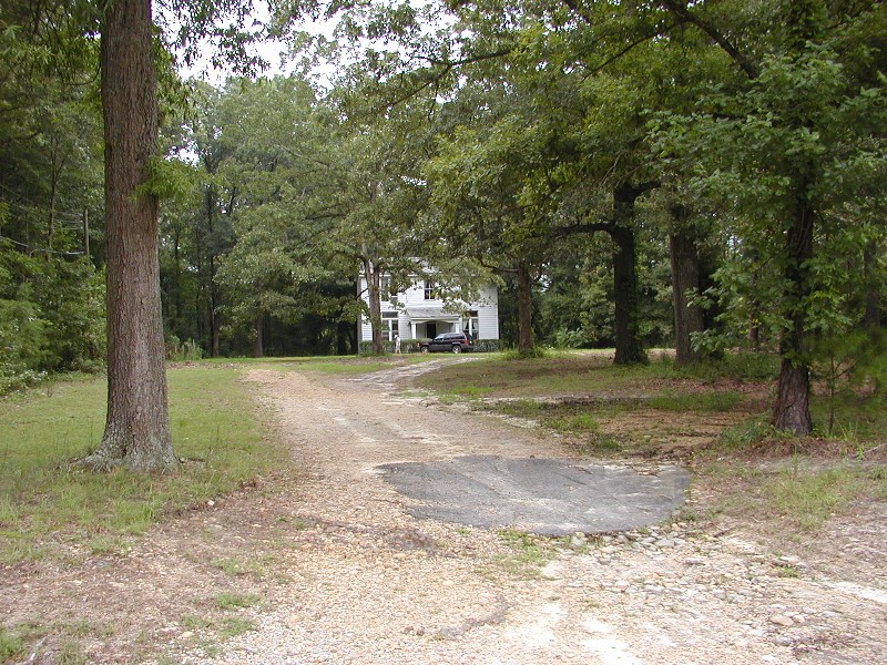 view of the property from the street