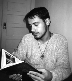 photo of Drew, click for more