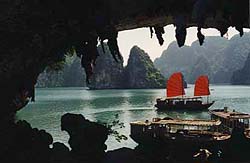 halong.jpg