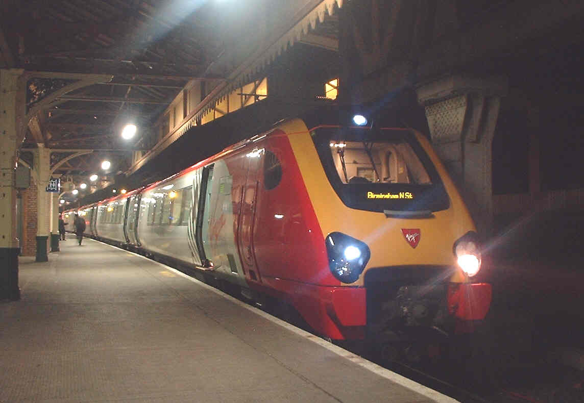 220013 at Edinburgh on 09/01/2002 with the 1857 Edinburgh - Birmingham via Manchester