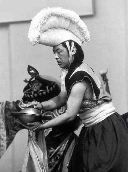 tibetdancer2.jpg