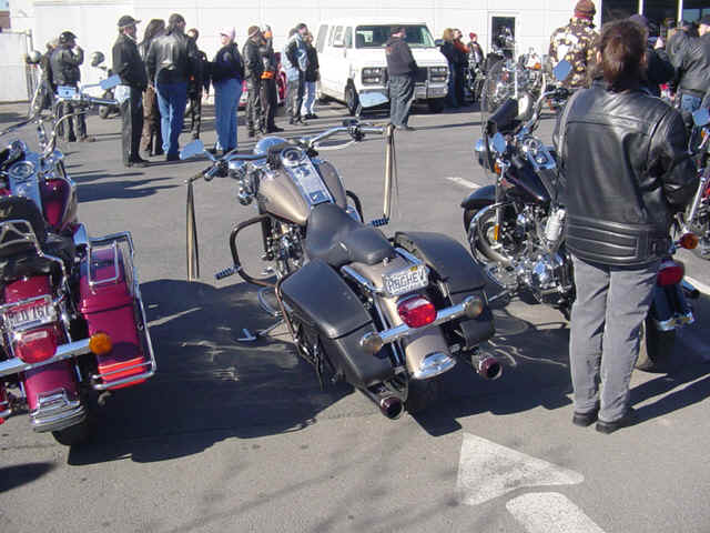 FB2005 010.jpg (159630 bytes)