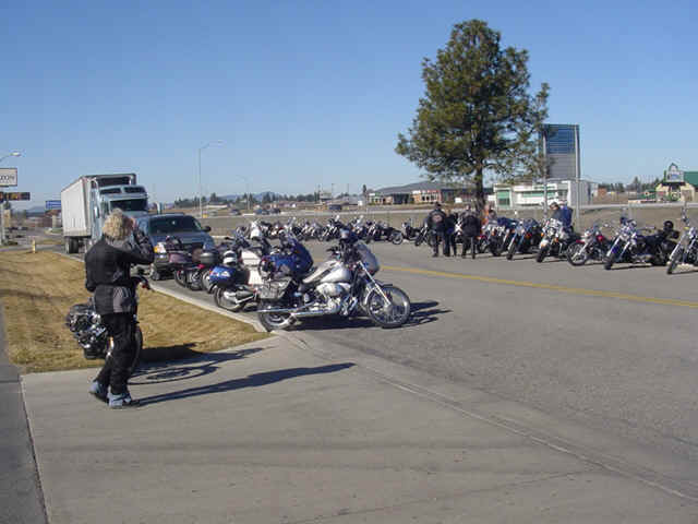 FB2005 018.jpg (153104 bytes)