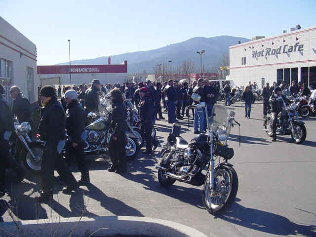 FB2005 019.jpg (157144 bytes)