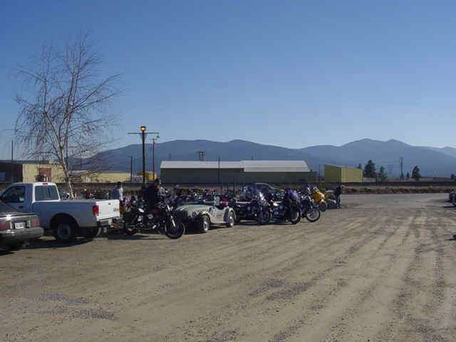 FB2005 044.jpg (160878 bytes)