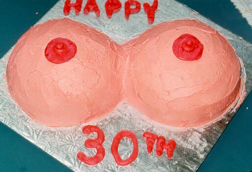 ericbday1.JPG (41777 bytes)