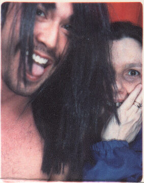 hallow2kl.JPG (23907 bytes)