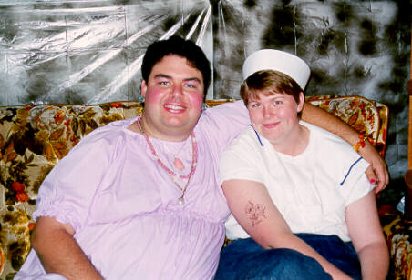 hallow99a2.JPG (35596 bytes)