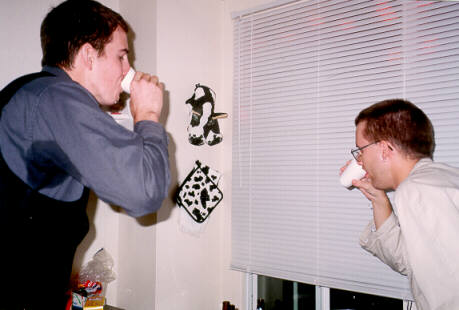 hallow99b4.JPG (23808 bytes)