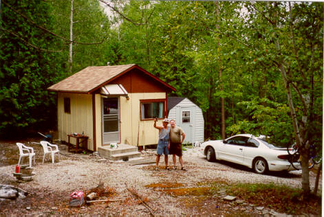 brucepen3.JPG (51556 bytes)