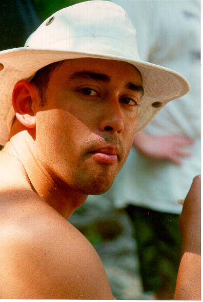 brucepen6.JPG (35344 bytes)