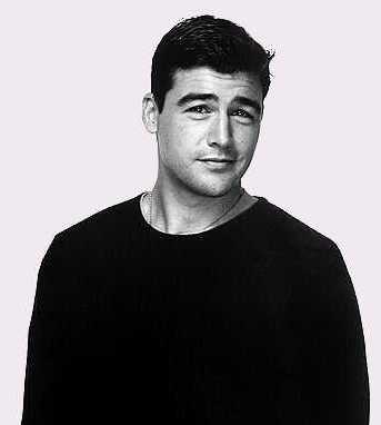 Kyle Chandler