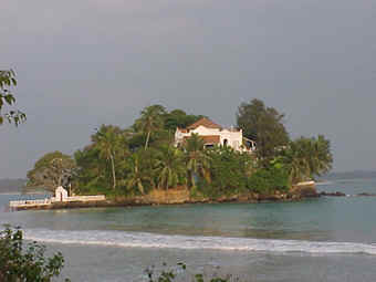 Ganduwa - the dream house built by a French Counrt