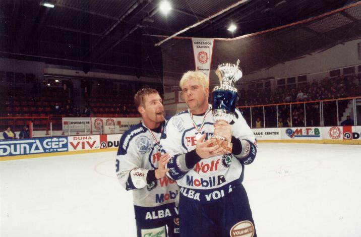 Csics� & Kangyal with the Cup