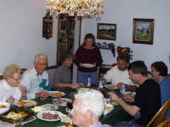 Blansit-marlene-thanksgiving-picture_Nov23_01_10.jpg (46693 bytes)