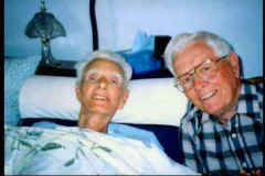 DAD WILBUR 3 DAYS BEFORE THE LAST DAY.JPG (24369 bytes)